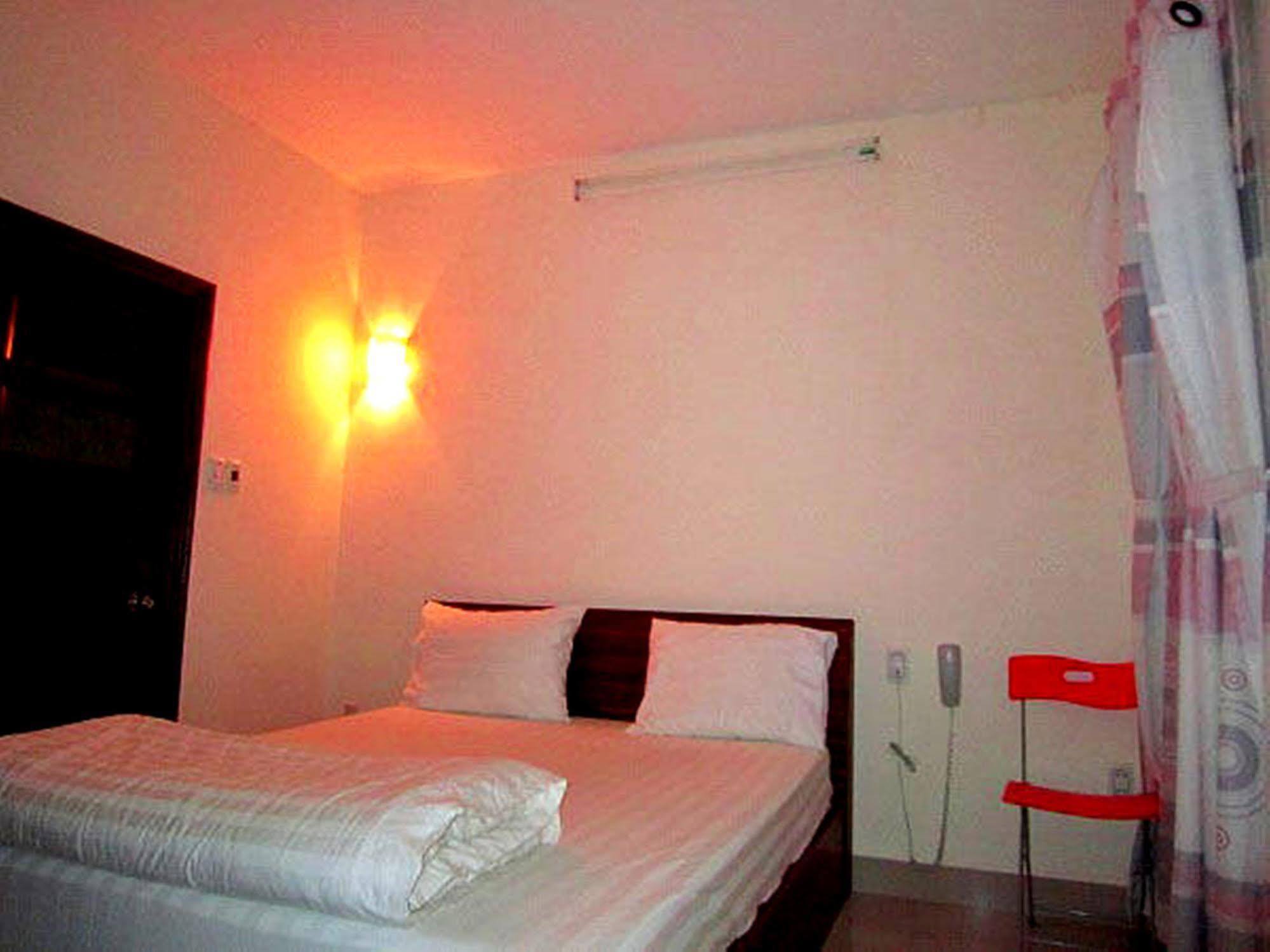 Bao Quyen Hotel Дананг Экстерьер фото