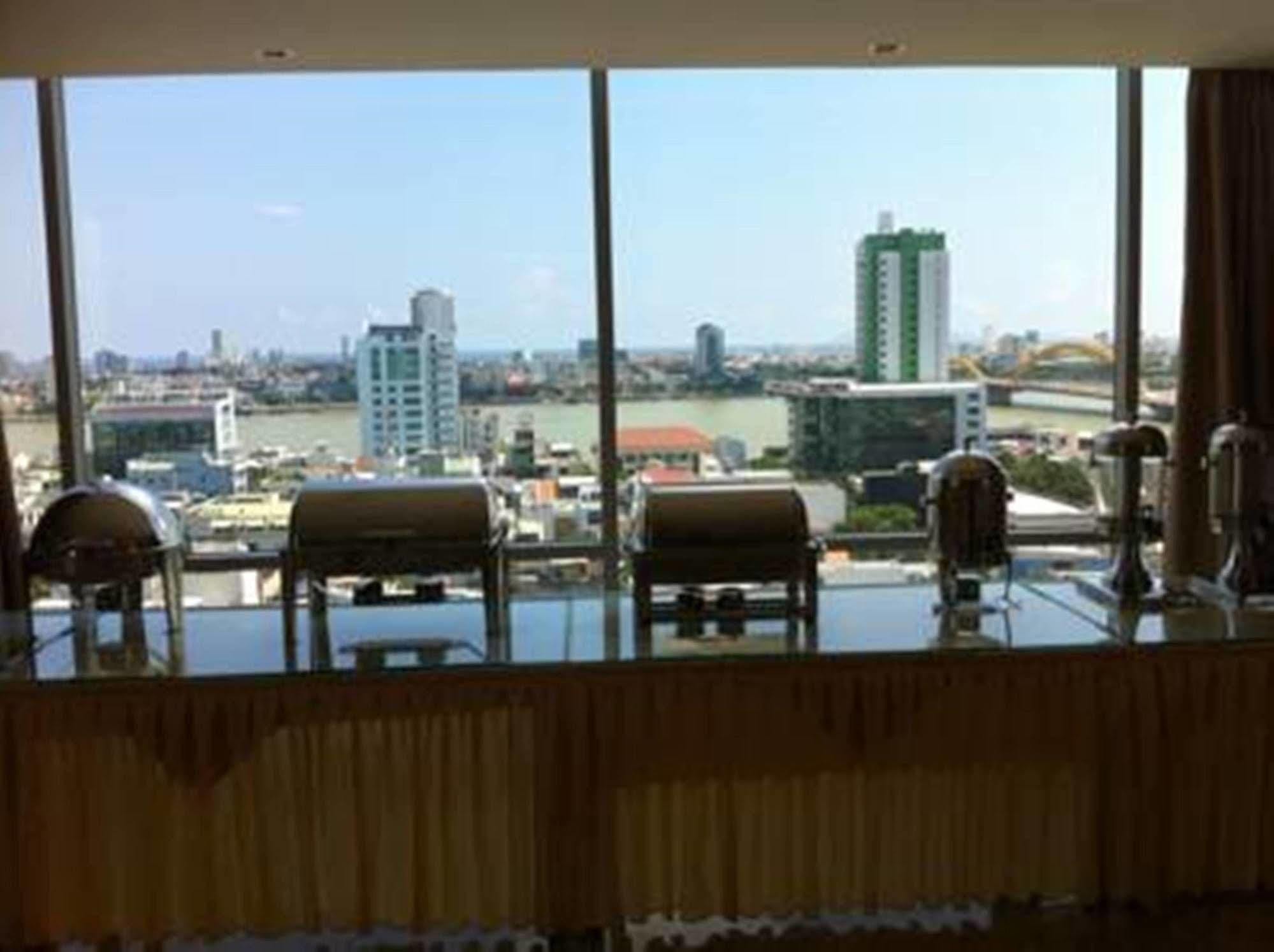 Bao Quyen Hotel Дананг Экстерьер фото