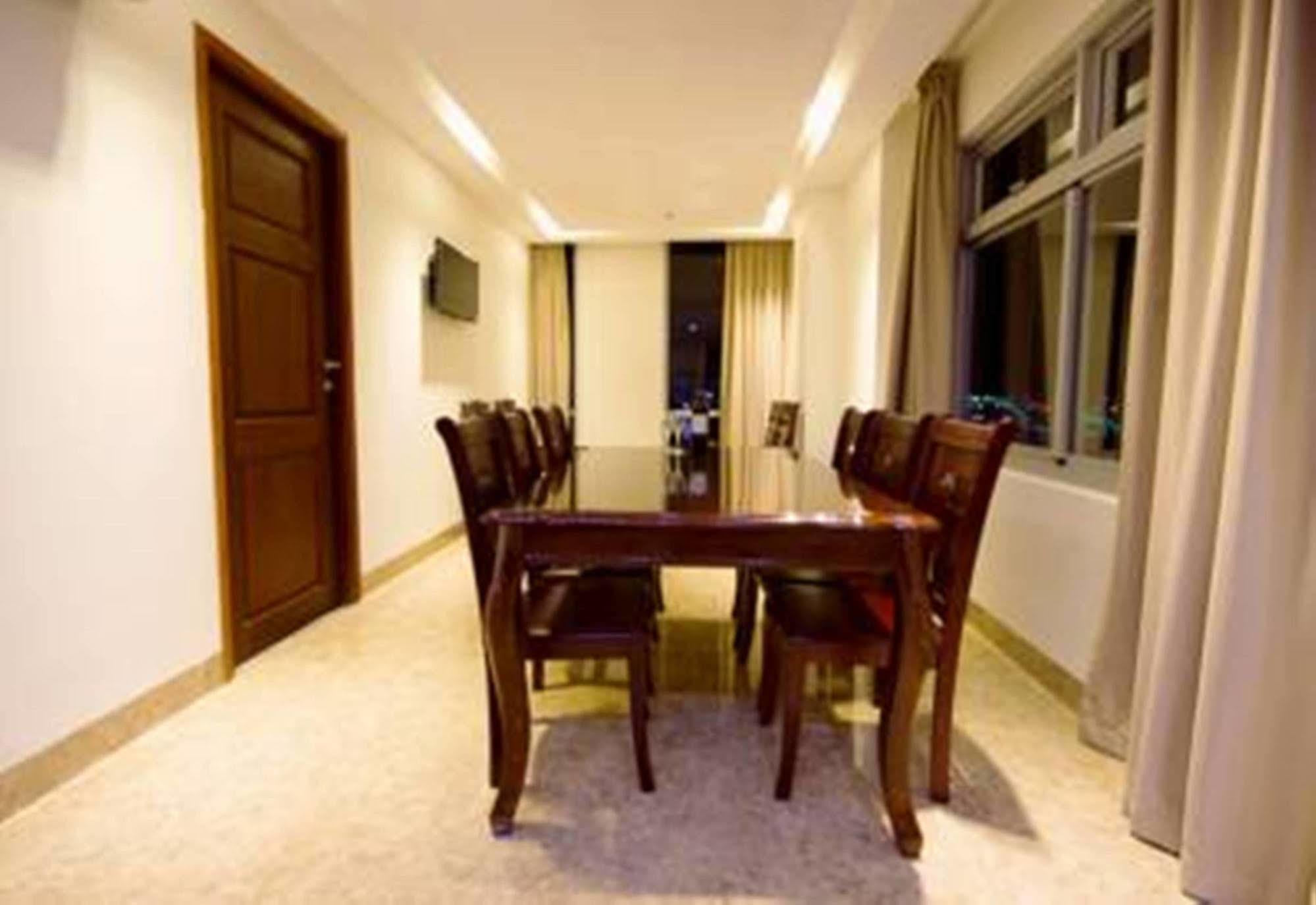 Bao Quyen Hotel Дананг Экстерьер фото